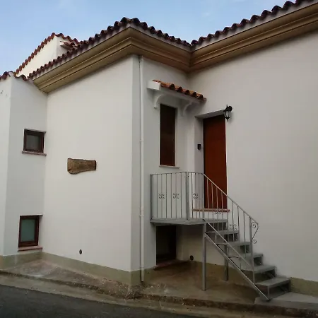 Su Survaju Appartamento