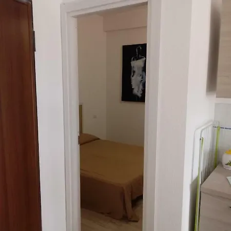 Su Survaju Appartamento *